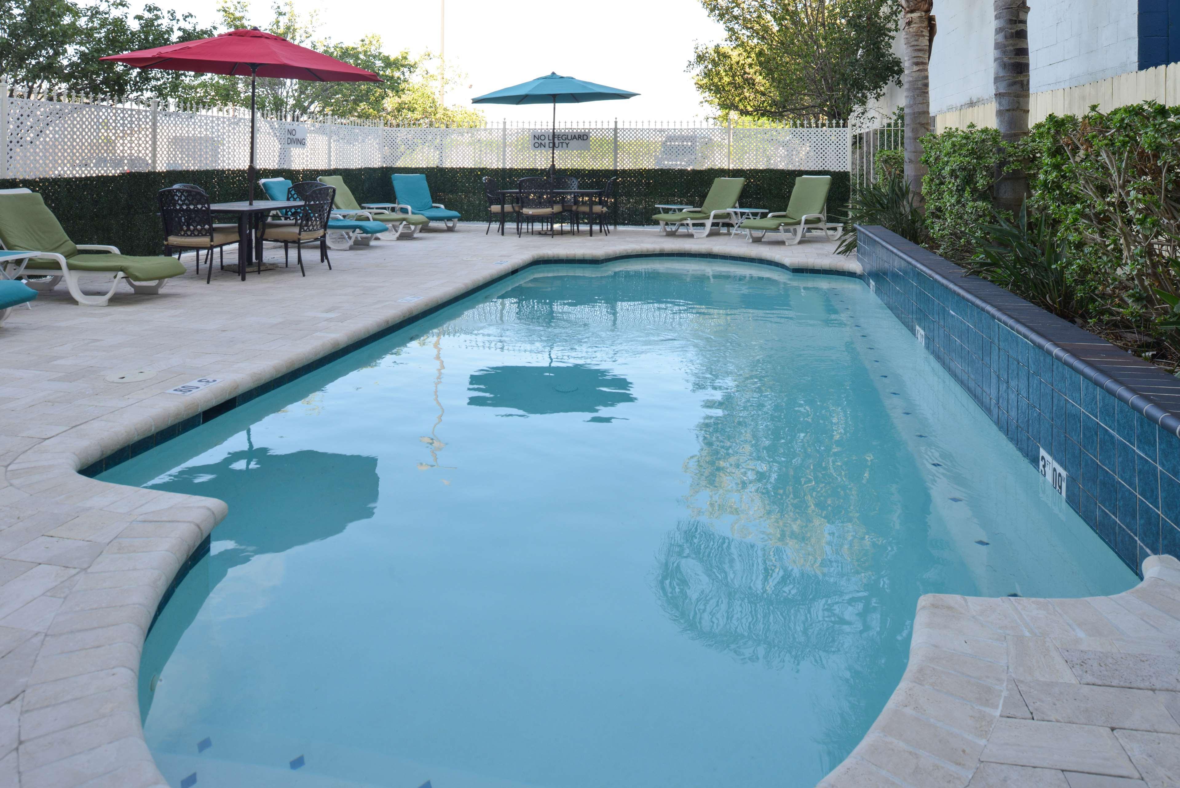 Comfort Inn & Suites New Orleans Airport North Kenner Exterior foto